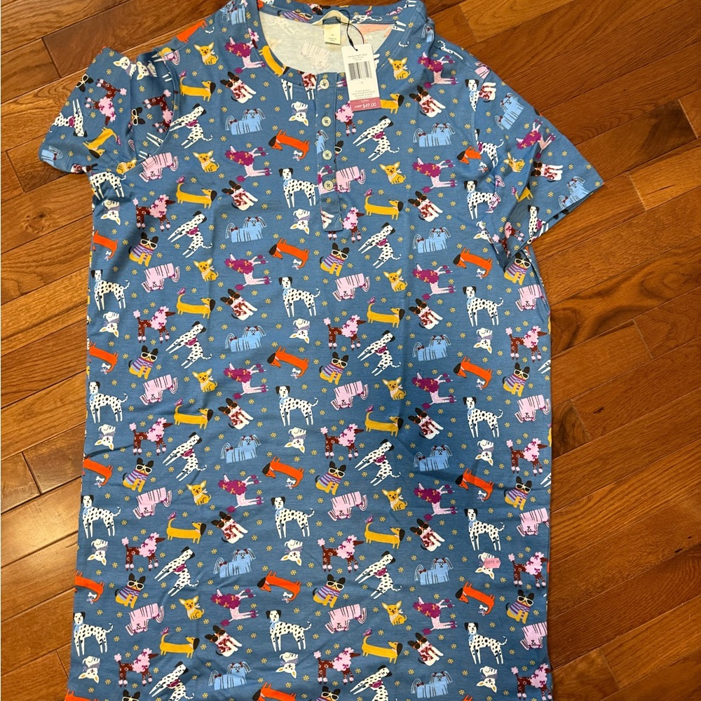 Vera Bradley Blue Short Sleeve Nightshirt with Multicolor Dog Print